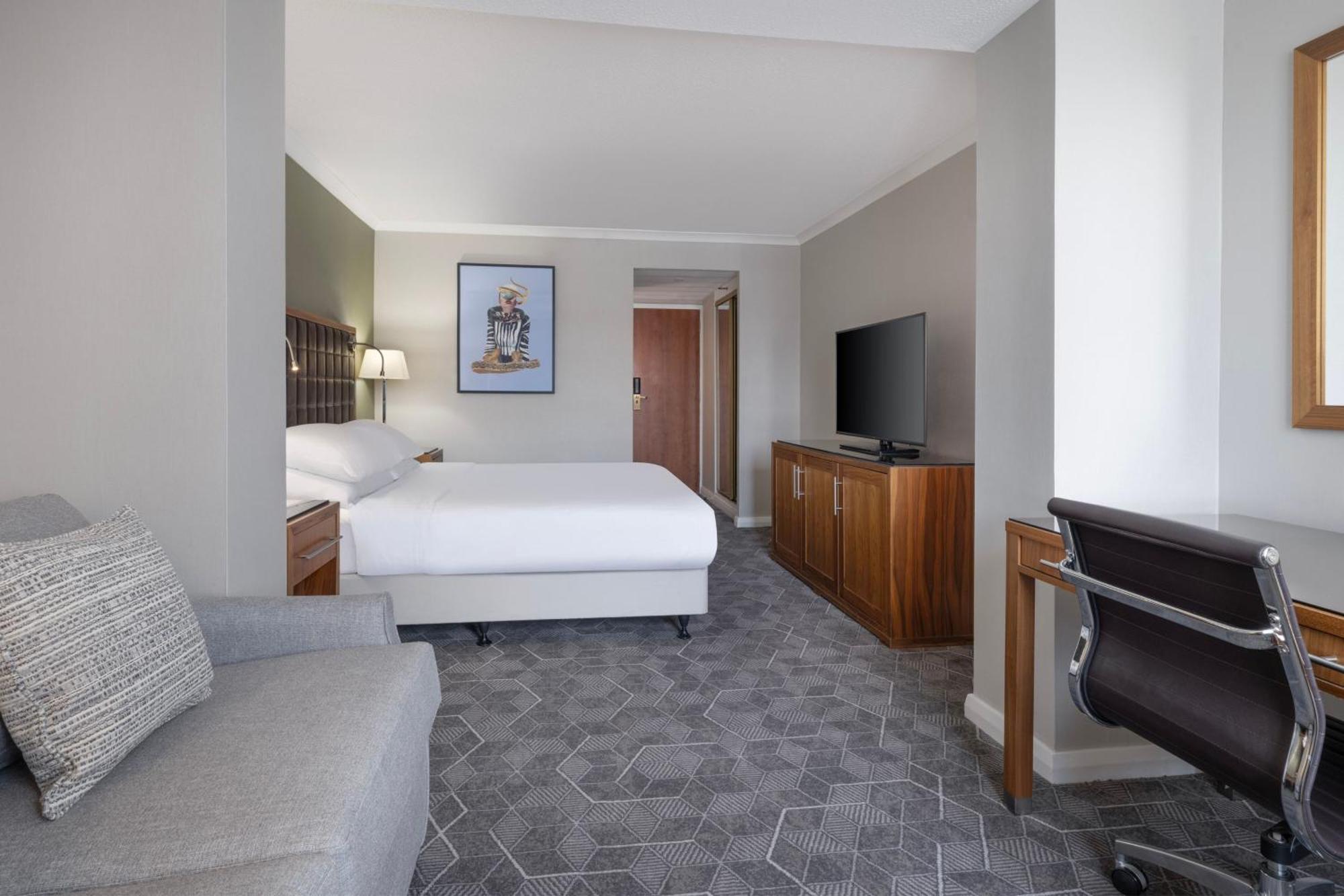 Premium Room with Sofa Bed,1574695343:JPEG